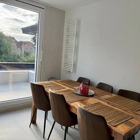 Beautiful House &parking Space Löwen