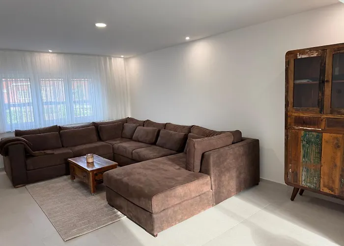 Apartment Beautiful House &parking Space Löwen