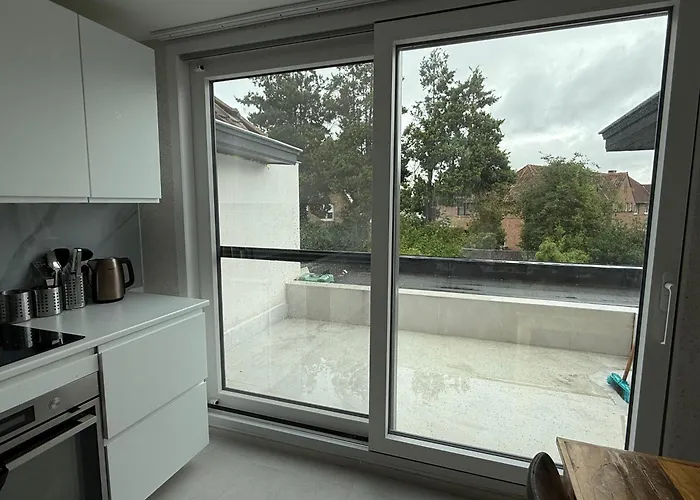 Beautiful House &parking Space Löwen